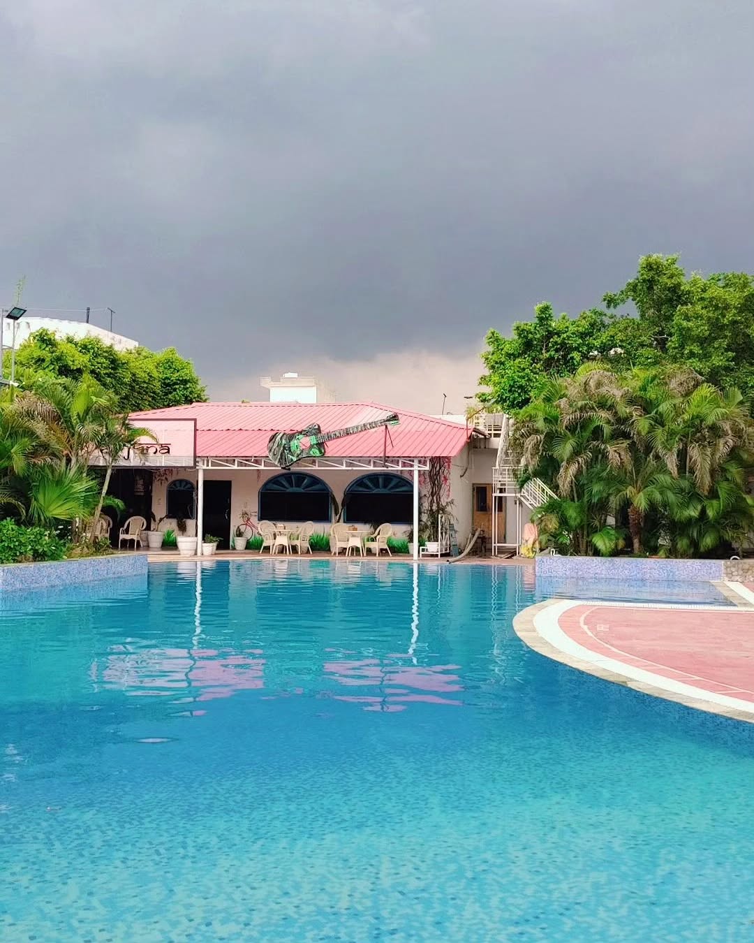 Yoga Retreat Pool